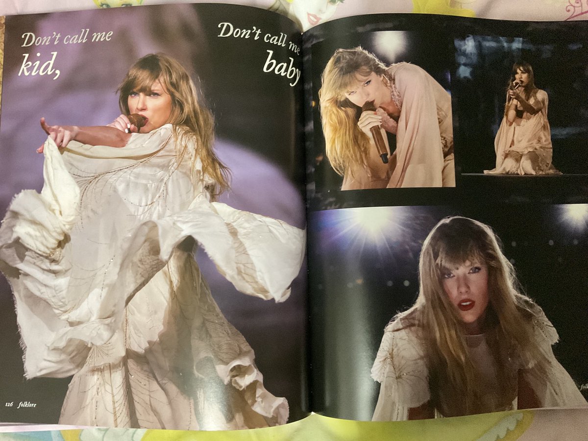 luckydoremii16's tweet photo. Taylor Swift The Era Tour Book แกะชีลแล้ว มีซีลที่แกะแล้วใส่ใหม่ได้ กรีดแค่ข้างบน 3000 พร้อมส่ง
#ตลาดนัดสวิฟตี้ #ตลาดนัดสากล #ตลาดนัดเทเลอร์สวิฟ #signedcd #TaylorSwift #Folklore #TheErasTourParis https://t.co/DulyXk0evq