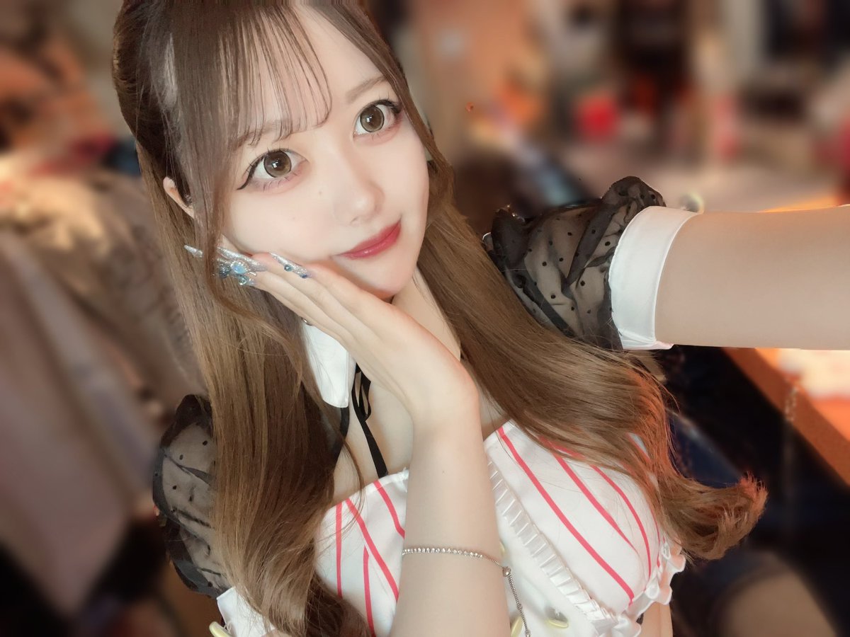 SCENARIO_Bar's tweet photo. ♡シナリオ出勤キャスト♡

本日も17時から元気に営業中です⟡.*
皆さんのご来店お待ちしています🎶

♡ ••┈┈┈┈┈┈┈┈•• ♡
17:00 あいり
18:00 ゆず
19:00 こはる♡まる♡りさ
20:00 もね♡ここ♡もえ♡ゆん
21:00 あき♡くれは♡りり
♡ ••┈┈┈┈┈┈┈┈•• ♡ https://t.co/v7DoyRm99E