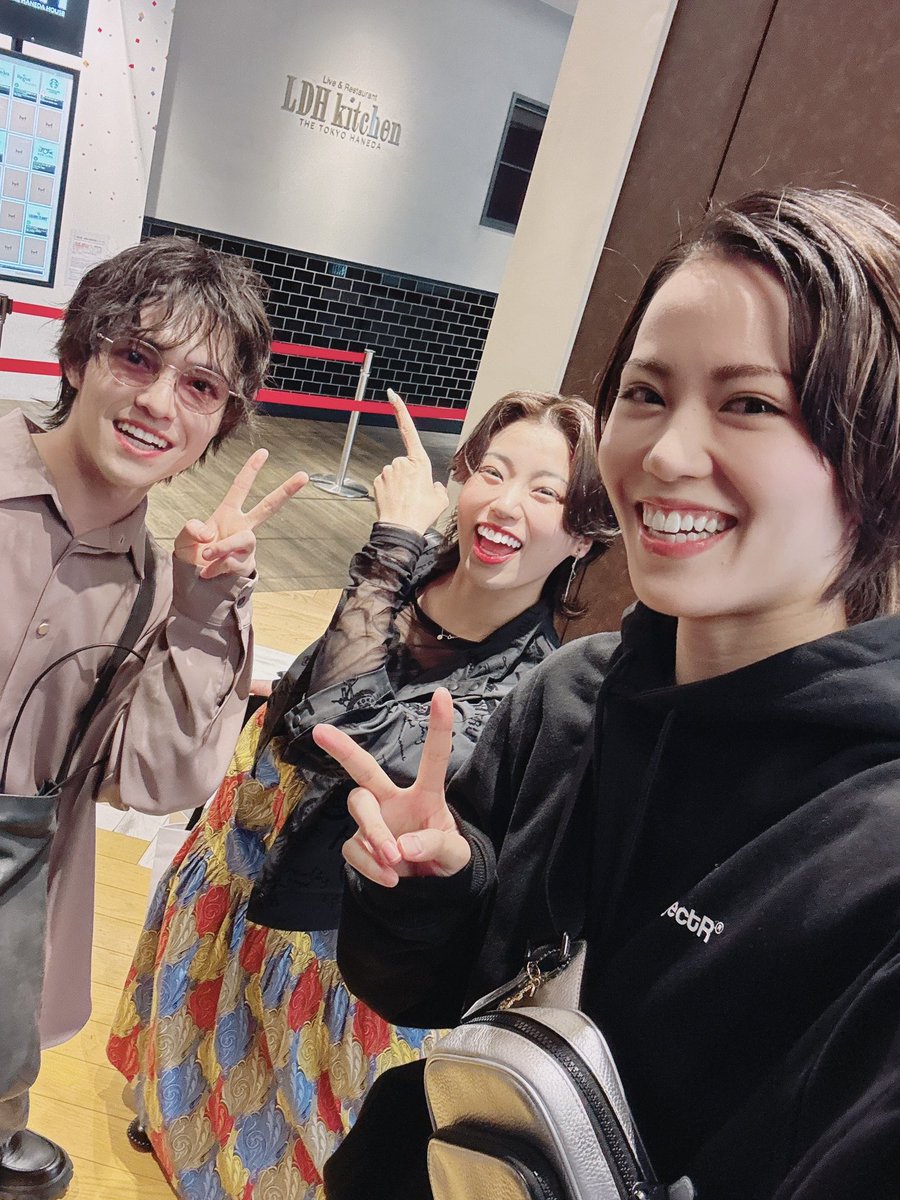 こっちみんな - Search / X