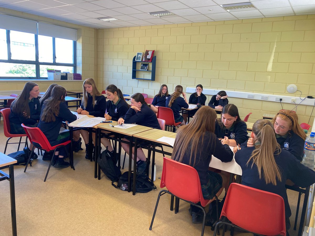 UrsulineSligo (@ursulinesligo) on Twitter photo Well done to our TY students completing the ICGG coaching module with Sligo GAA development officers Nathan Boyle and James Mitchell. Our local Sligo clubs will benefit greatly from the expertise these students will bring to underage coaching academies. #weareucs <a href="/lecheiletrust1/">Le Chéile Schools Trust</a> Well done to our TY students completing the ICGG coaching module with Sligo GAA development officers Nathan Boyle and James Mitchell. Our local Sligo clubs will benefit greatly from the expertise these students will bring to underage coaching academies. #weareucs <a href="/lecheiletrust1/">Le Chéile Schools Trust</a>