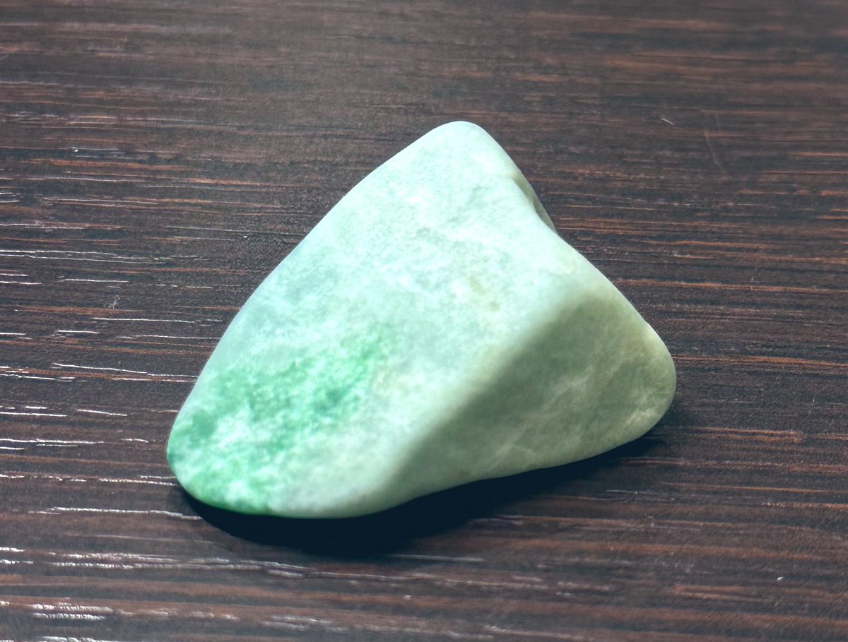 池袋の糸魚川翡翠専門店【すい】です🥰 お店の翡翠の紹介です