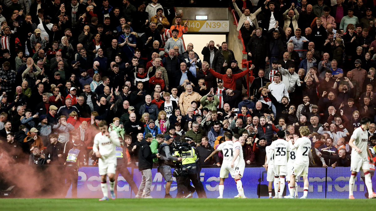 Bristol City 0-3 Sheffield United

Shot for <a href="/BristolCity/">Bristol City FC</a> 📸 

<a href="/BASportsJourno/">Sports Journalism</a>