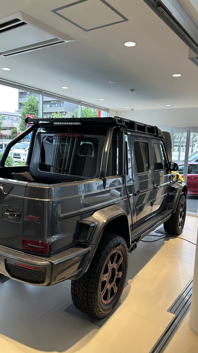 bondmediacrew's tweet image. そろそろどなたか買いません？
人と被りたくない人にオススメです笑
#BRABUS #XLP900