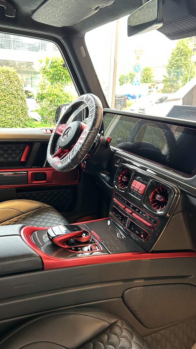 bondmediacrew's tweet image. そろそろどなたか買いません？
人と被りたくない人にオススメです笑
#BRABUS #XLP900