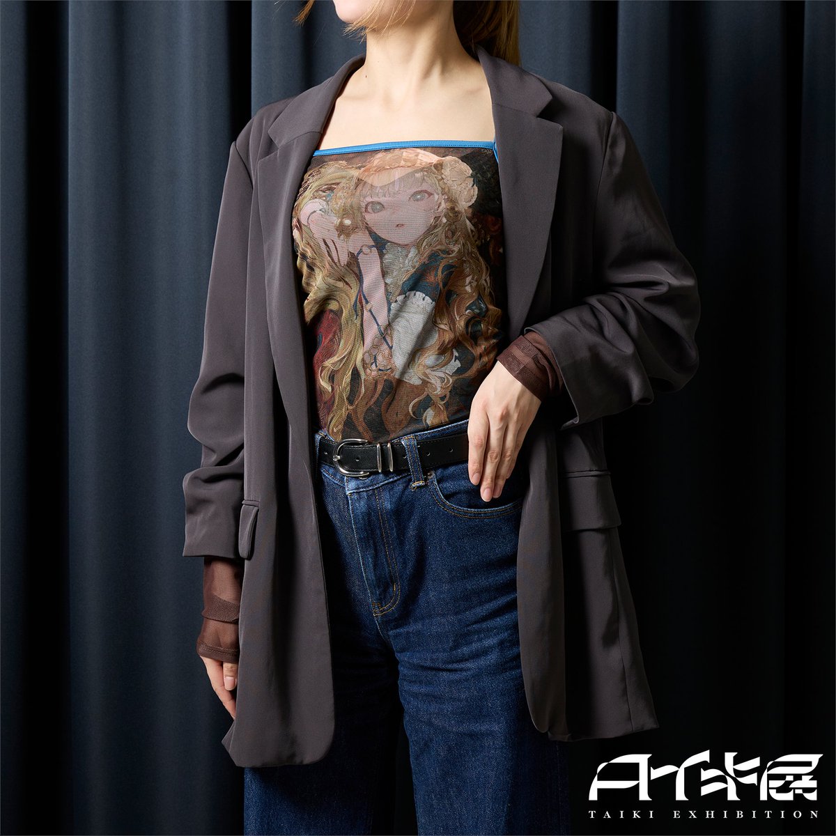 ┈┈┈┈┈┈┈┈┈
　巡回展新グッズ
┈┈┈┈┈┈┈┈┈
公式オンラインショップにて販売中！

『シアーインナー（Msize / Lsize）』
大阪巡回展のキービジュアル『鵺』がデザインされたシアーインナーです。

▼購入はこちらから
sss-by-applibot.booth.pm/item_lists/n6R…

#タイキ展 #taiki_exhibition