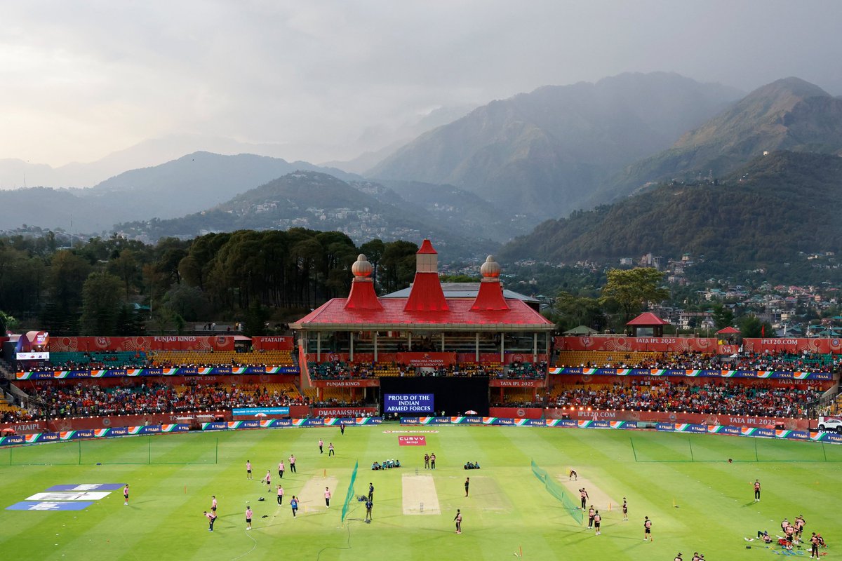 🚨 IPL 2025 SUSPENDED. 🚨

- The BCCI has suspended IPL 2025 due to India &amp; Pakistan situation. (Vaibhav Bhola). #IPL2025