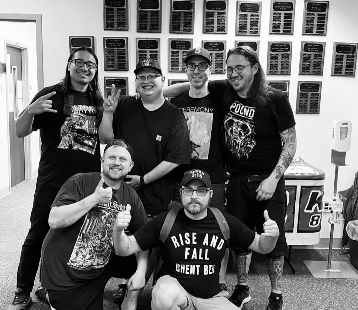 DeadAirNWCZ's tweet image. Rest In Power Kevin Diers!

Thank you for all you did for nwhc and the pnw music.

You were an inspiration I’m so honored been able to call you a dear friend.

The fact you encouraged me to keep recording shows and doing my thing is something I never forget - Trevor