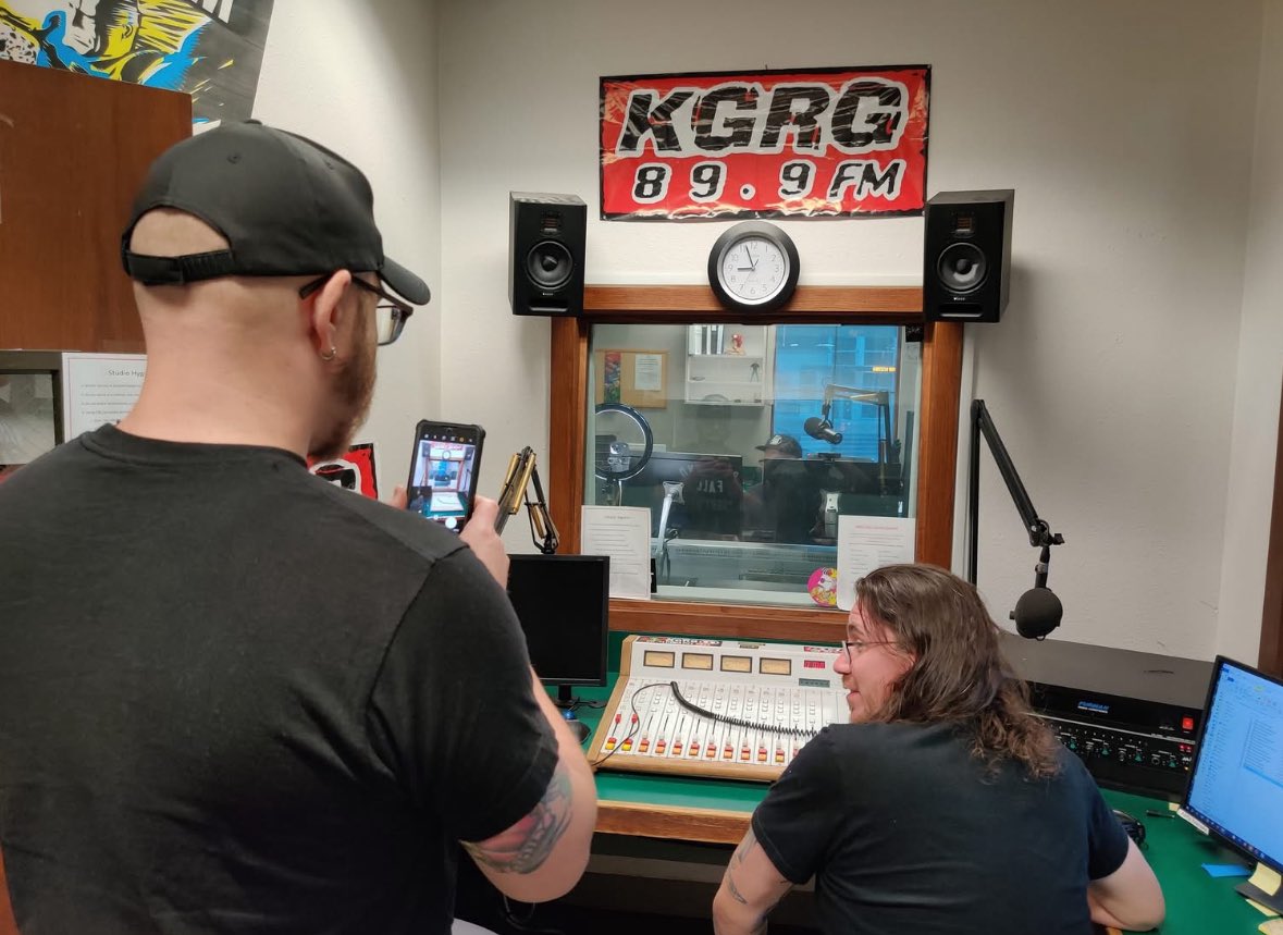 DeadAirNWCZ's tweet image. Rest In Power Kevin Diers!

Thank you for all you did for nwhc and the pnw music.

You were an inspiration I’m so honored been able to call you a dear friend.

The fact you encouraged me to keep recording shows and doing my thing is something I never forget - Trevor