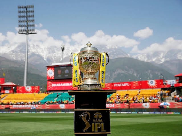 Subhajit_112's tweet photo. 🚨 BREAKING 🚨

IPL 2025 has been suspended as per government’s orders 😢

#Cricket #IPL2025 #IPLSuspended #IndiaPakistanWar https://t.co/bq18jOYBvj