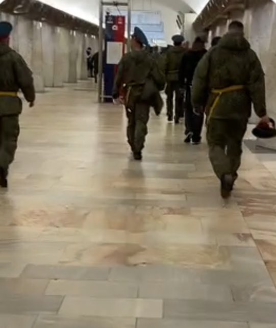 Ну что, господа хорошие!
С днём Великой Победы!🕊️❤️
