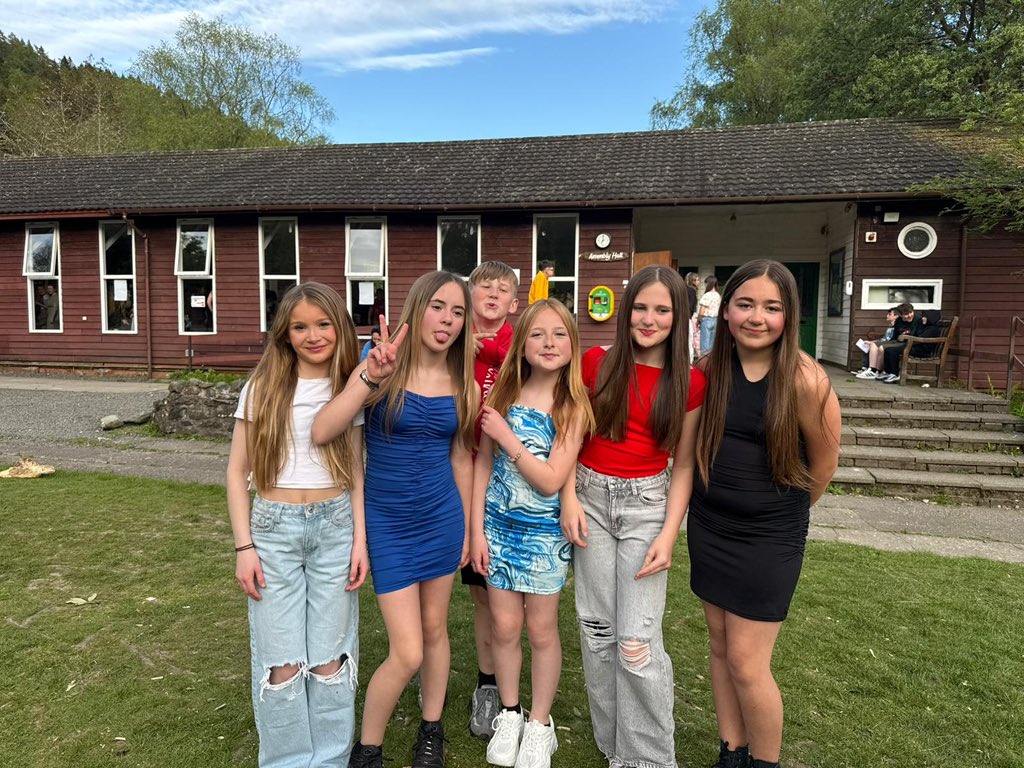 St Kenneth's RCPS tweet media