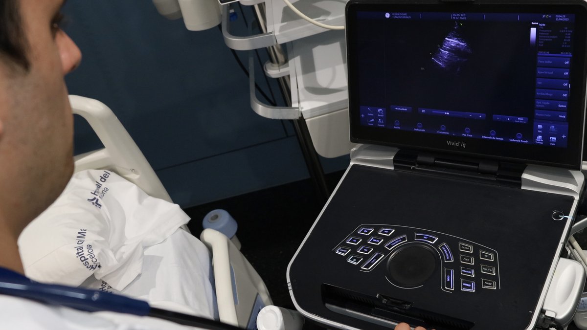Hospital del Mar (@hospitaldelmar) on Twitter photo Tres estudis del Servei de #Cardiologia demostren que l'#ecografiapulmonar millora la capacitat de predir complicacions en pacients que ingressen per un #infart de miocardi
#insuficiènciacardíaca #TalentMAR
<a href="/jose_carmora/">Jose Carreras Mora</a> <a href="/miguelcainzos23/">Miguel Cainzos-Achirica</a> <a href="/beavaquerizo/">Beatriz</a>
hospitaldelmar.cat/ca/noticies/vi… Tres estudis del Servei de #Cardiologia demostren que l'#ecografiapulmonar millora la capacitat de predir complicacions en pacients que ingressen per un #infart de miocardi
#insuficiènciacardíaca #TalentMAR
<a href="/jose_carmora/">Jose Carreras Mora</a> <a href="/miguelcainzos23/">Miguel Cainzos-Achirica</a> <a href="/beavaquerizo/">Beatriz</a>
hospitaldelmar.cat/ca/noticies/vi…