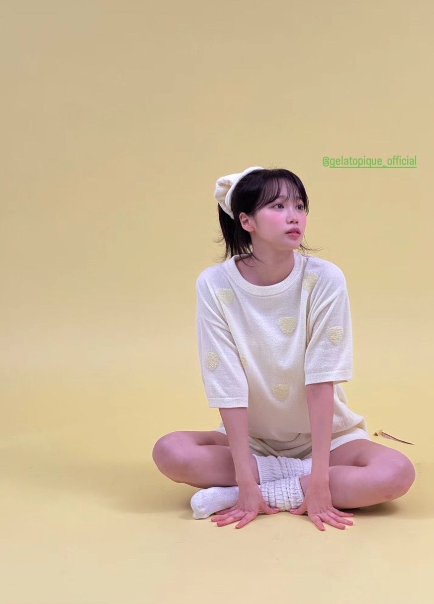 kim chaewon pics 🎉 tweet media