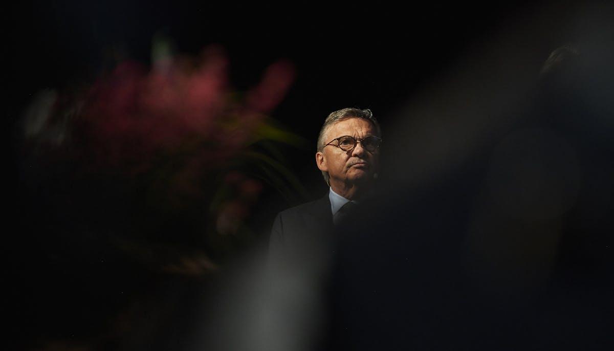 Citoyenneté russe, amitié avec Vladimir Poutine, mandat pour la KHL... Ancien président de la Fédération internationale de hockey, le Fribourgeois René Fasel évoque sans détour ses liens avec la Russie et son président dans notre interview exclusive. laliberte.ch/articles/sport…