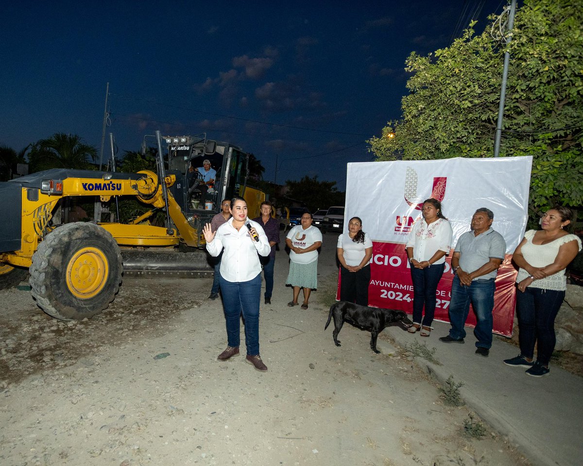 keniaWalldina's tweet photo. Con gran entusiasmo dimos el banderazo en el Fraccionamiento Siglo 21 de la construcción de 2 nuevas calles, la 21 y 23, instalaremos alumbrado LED y 12 pozos pluviales. Juntos, trabajamos por un Umán mejor para todos. ¡Vamos por más! 💪❤️🙋🏻‍♀️ 

#BienestarParaTodos https://t.co/0K3wpSco6W