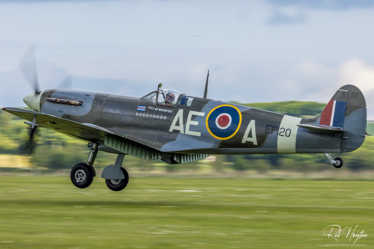 ShutterbugWGC's tweet image. Pete Kynsey in to land in The Fighter Collection Supermarine Spitfire Mk. Vb EP120 ‘City of Winnipeg’ at the Imperial War Museum Duxford VE Flying Day on Saturday 7th May 2022…@IWMDuxford @I_W_M @SpitfireFilly @Flying_Legends #RJMitchell #AvGeek