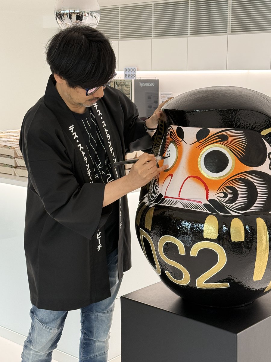 KojiPro2015's tweet image. 『DEATH STRANDING 2: ON THE BEACH』がゴールドマスター承認を受けました📀

6月26日の旅立ちまで、もう間もなくです👍
#DeathStranding2