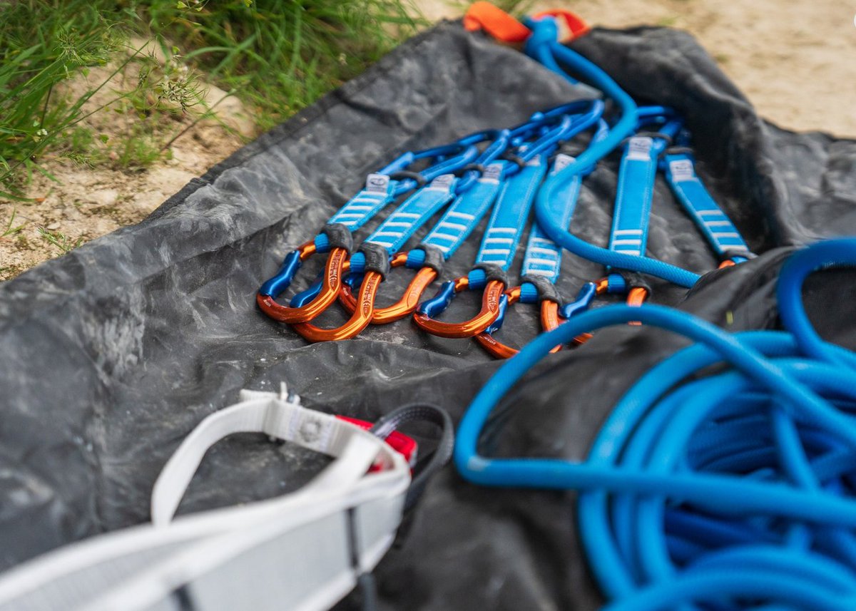 Cinta exprès ergonómica MORFO SET UL PRO de Climbing Technology

Ideal para escalada deportiva de alto nivel.... climbingtechnology.com/es/outdoor-es/…