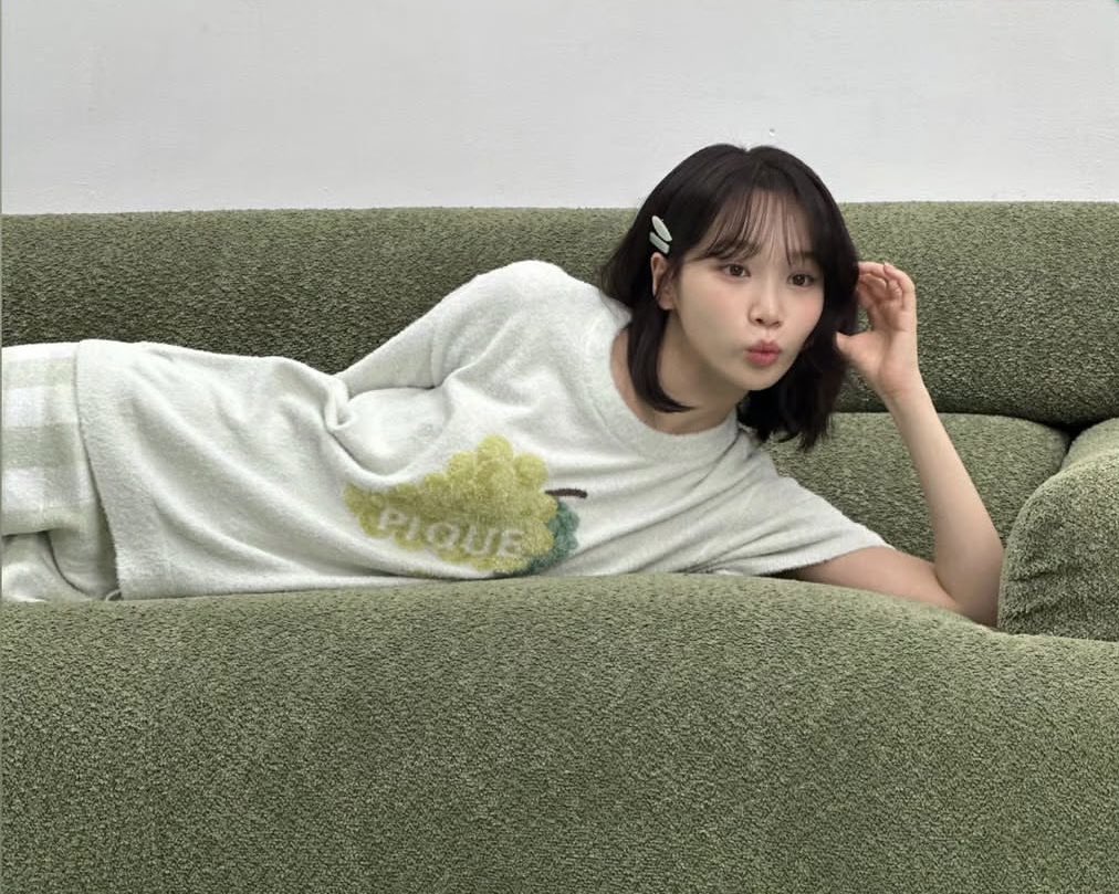 SEIchaewon's tweet photo. 癒しすぎて...困る🫣🫣 https://t.co/AMIVgRLFF4