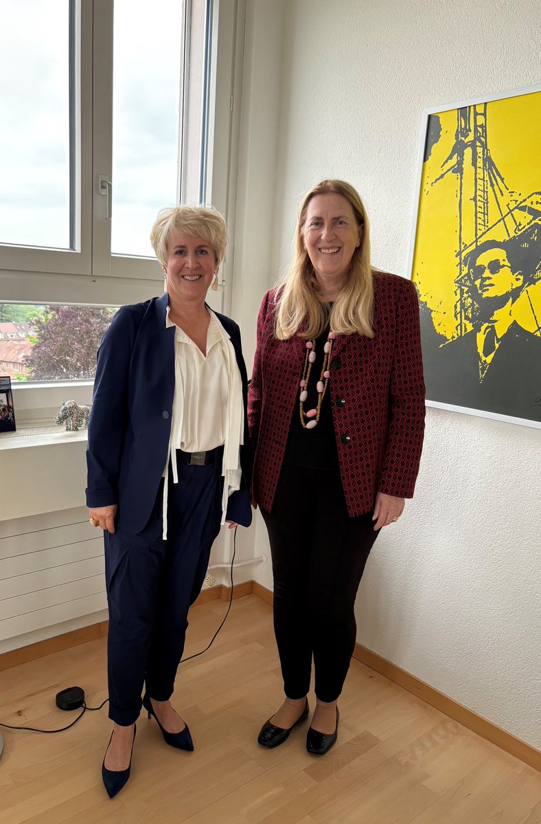 Échanges enrichissants avec Catherine Cudré-Mauroux, Représentante permanente de la Suisse auprès de l’#OCDE, sur les défis actuels de l’OCDE liés aux perspectives économiques et à la réunion des Ministres de début juin.