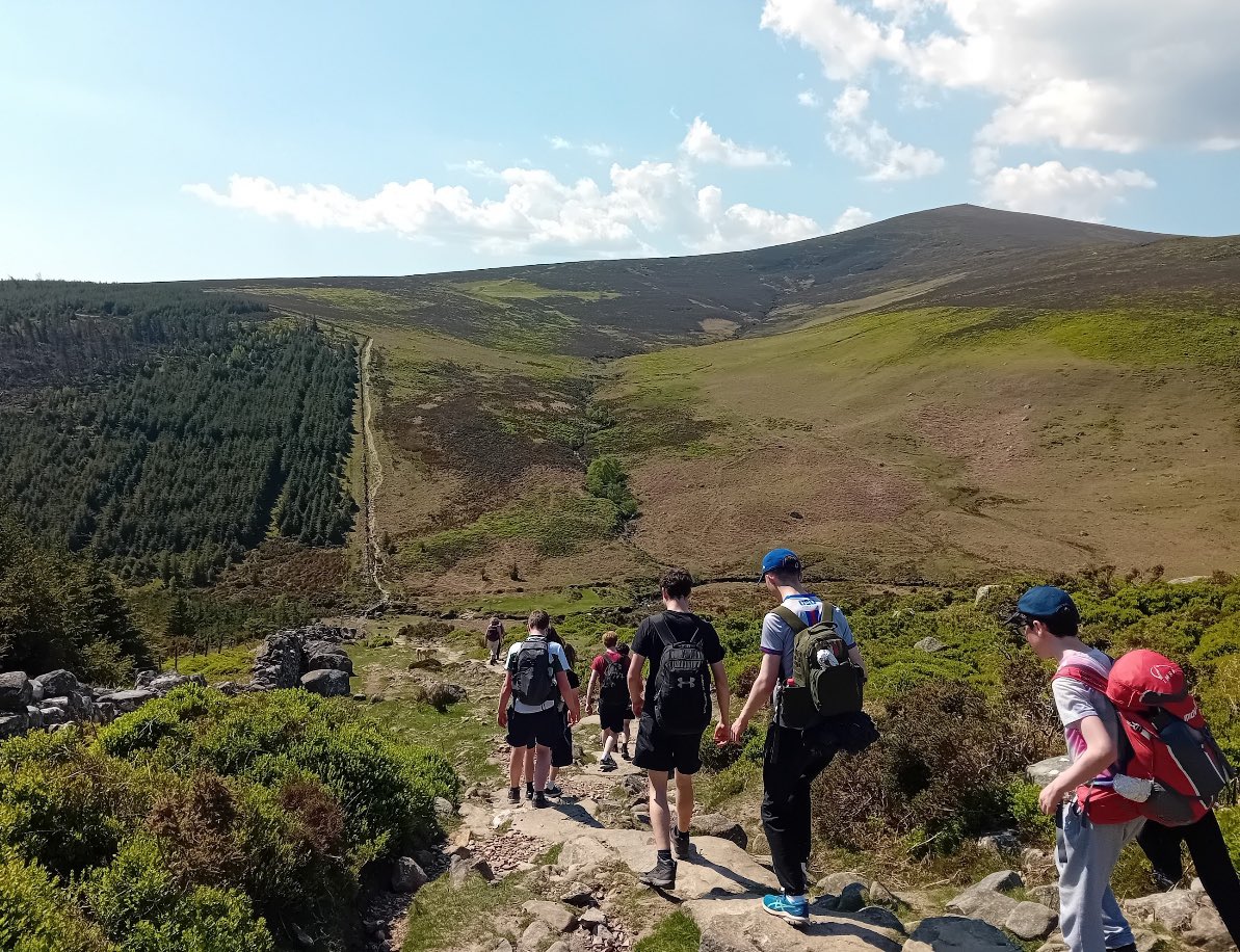 Last week 32 TY Gaisce participants and their teachers had an incredible two days on the Wicklow Way. Sunshine, rolling hills and great company!  🌞  🥾⛰️
