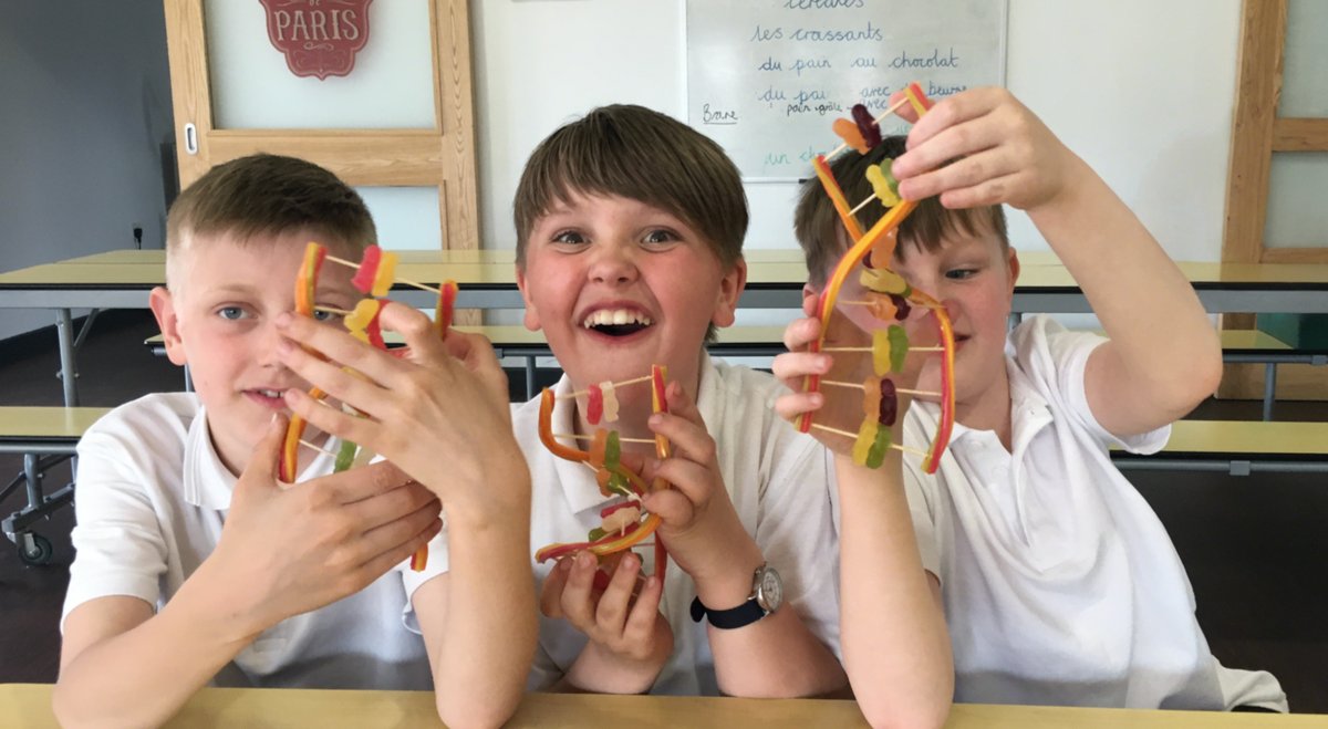 labrascals's tweet image. Science is everywhere! Discover how our interactive workshops at Lab Rascals make complex concepts easy and fun for children. Join us for an unforgettable experience! #ScienceMadeFun #LabRascals #KidsLearning