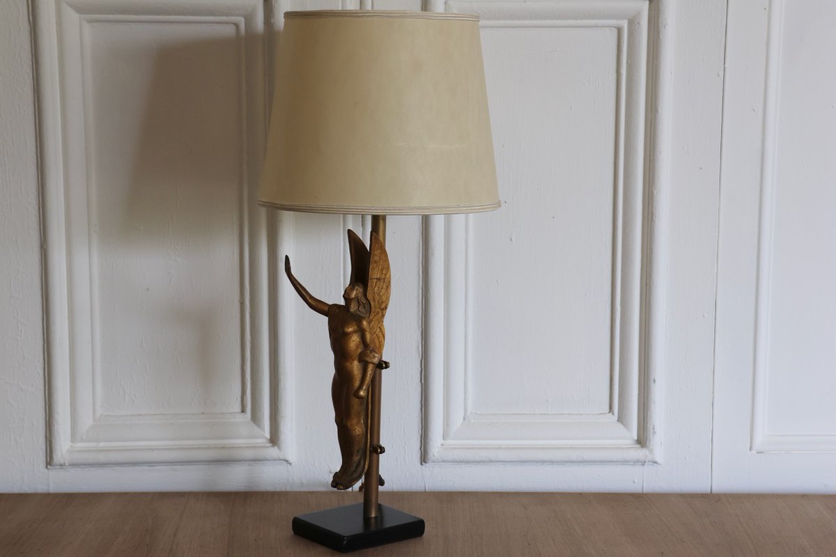 BrownriggUK's tweet photo. 1930s French Table Light
https://t.co/UN5NZCVK33
#frenchtablelight #tablelight #antiquetablelight #antiquelighting #homedecor https://t.co/kQVZhpizxx