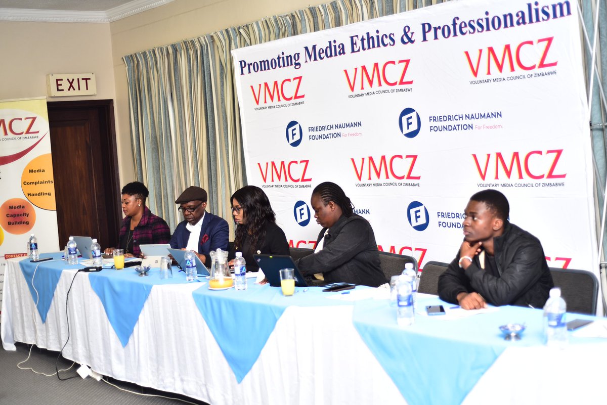 TseisiTP's tweet photo. Visuals from @VoluntaryMedia Gender-Responsive Training under the theme "Strengthening Ethical Journalism Through Gender-Responsive Reporting"
Today's Training is with support from @FNF_Africa
#GenderReporting #EthicalJournalism #TpTConsultancy https://t.co/SmEOq8V42p
