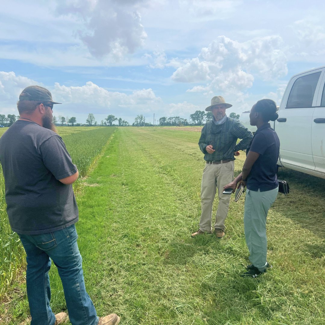 Grateful to the teams at @uarkansas Division of Agriculture, Prairie County Extension, and the <a href="/ClintonSchool/">Clinton School of Public Service</a> for welcoming our Director of Training last week! These partnerships are helping us build a strong ME&amp;L program to scale impact across Africa. 🌱🌍 #B2RFarms