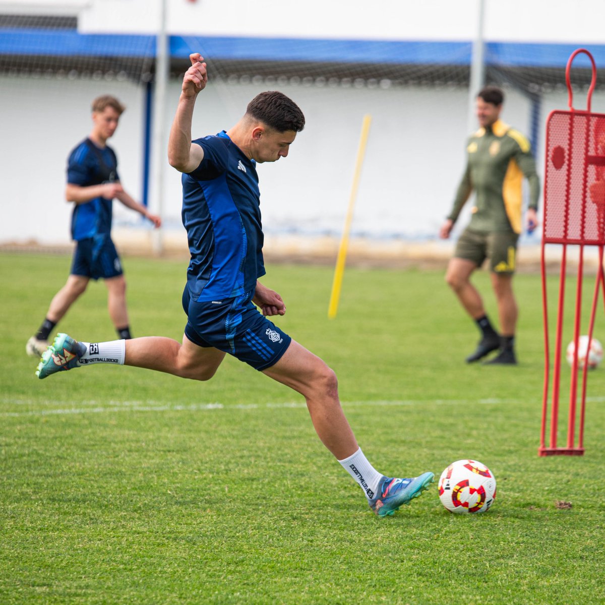 Buenos días, recreativistas ☀️

2️⃣ días para la final en Marbella 🔛

Seguimos 💪🏻

#UnicoSiempre #DecanoDelFutbolEspañol