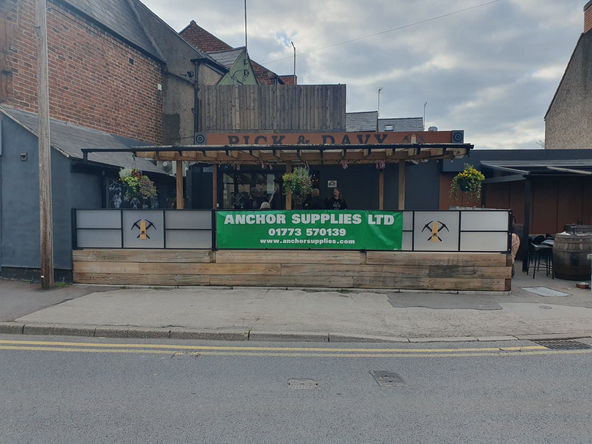 Anchor Supplies donating uniform to local micro pub Pick &amp; Davy in Eastwood