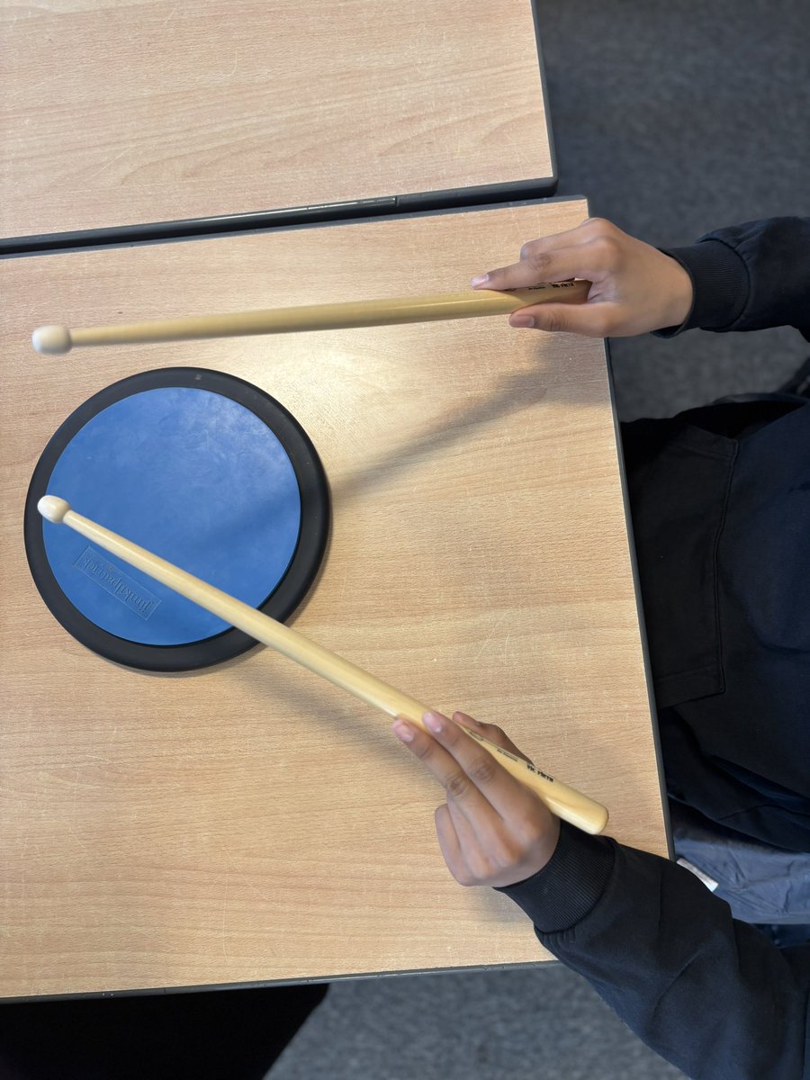 HolyRoodExpressiveArts tweet media