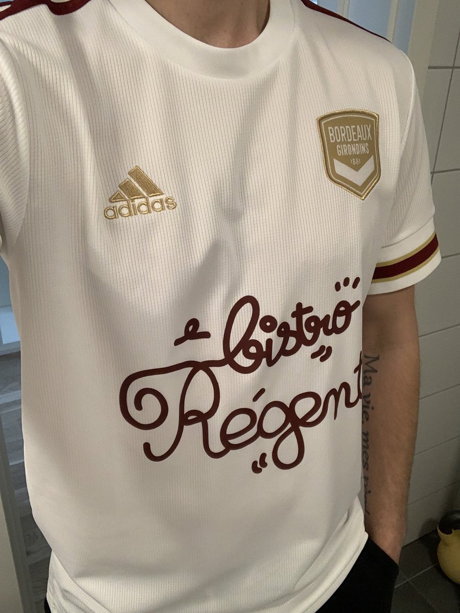 Mwallmark tweet media