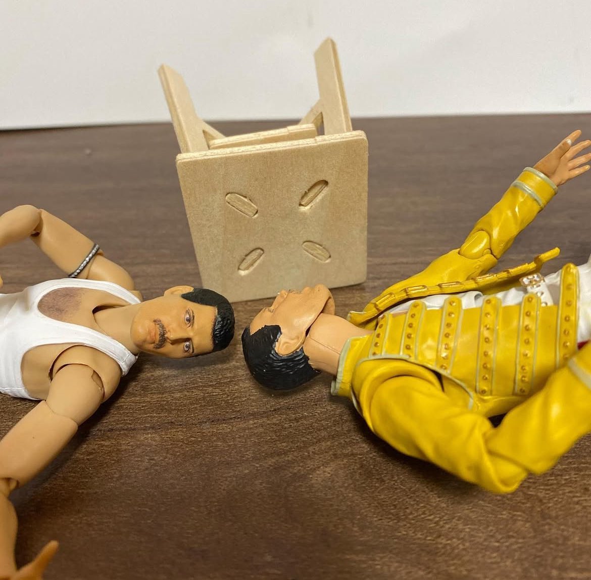 ミニマとデニマの根比ーべ

 #FreddieMercury