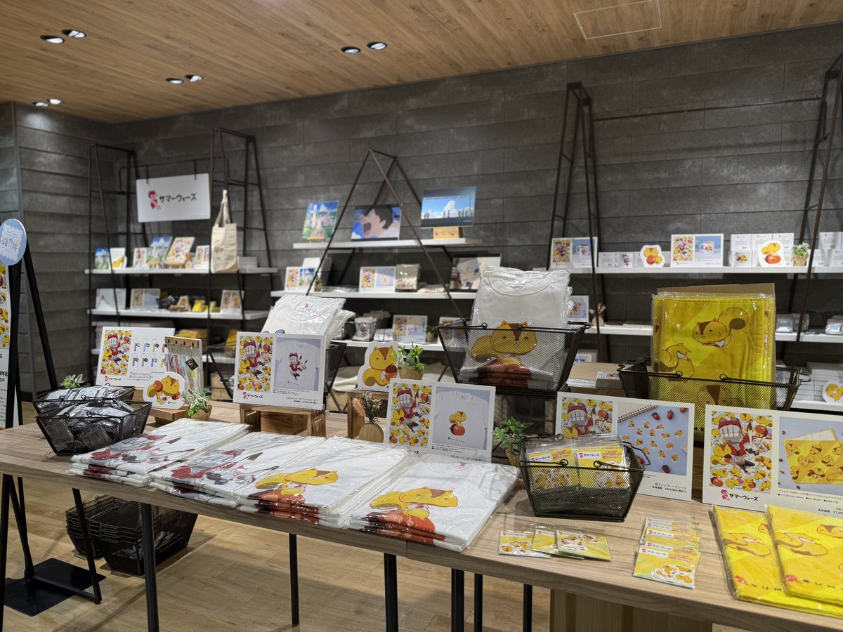 【ゆる募】
現在、阪神梅田本店2Fイベントウエスト内「クリエイターズヴィレッジ」の売場担当【4年目】しております！
新たな取り組みや面白い企画をされてる主催の方や作家様の繋がりを求めてます✨必ずしも出店のお約束は難しいのですが、興味ある方いたらコメントまたはDMくださいませ✨✨