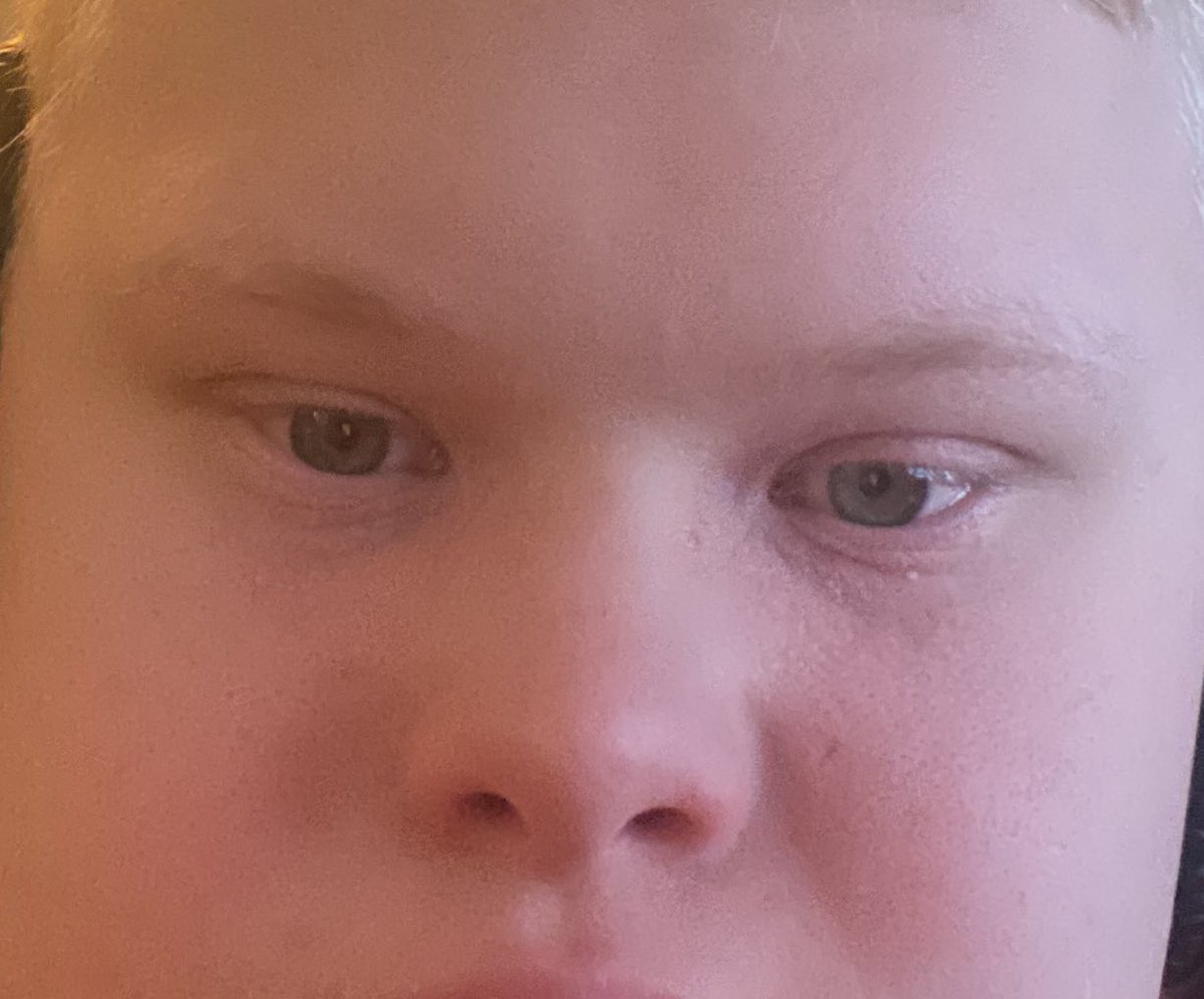 thomasking004's tweet image. 15-årige Thomas Vallgren från sävast  
For Fortnite games. Today BBC. Thinks course yeah content signed XSET Thomasking #clix