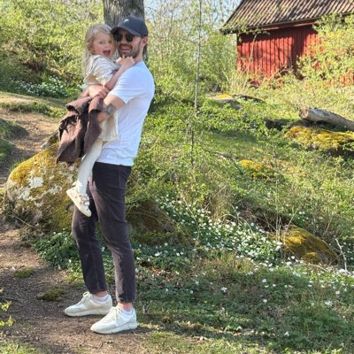 Mwallmark tweet media