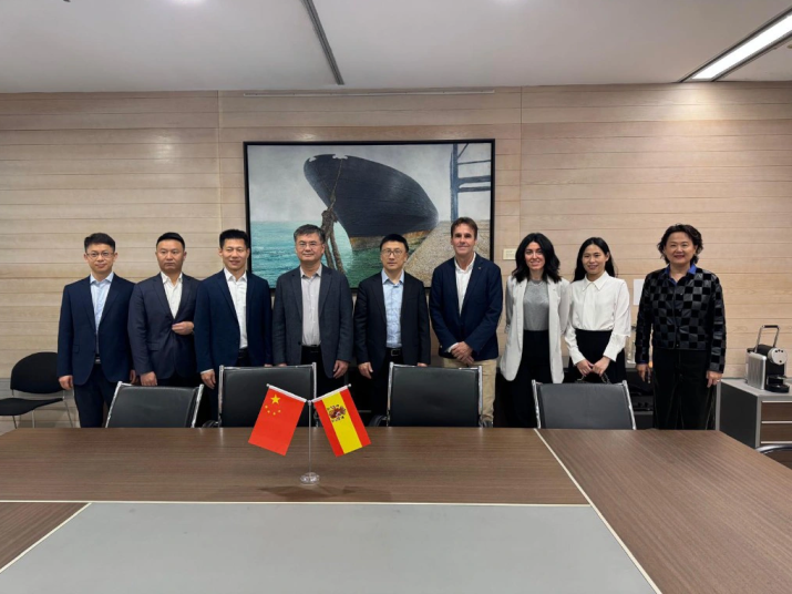 HMar Research Institute (@hmar_research) on Twitter photo 🤝 Hem rebut la visita institucional del Comitè del Districte de Luohu (Shenzhen, Xina) a l’<a href="/HMar_research/">HMar Research Institute</a> <a href="/hospitaldelmar/">Hospital del Mar</a>
Hem compartit experiències en gestió hospitalària, salut digital i cooperació internacional.
Gràcies per la visita!
谢谢你们的来访! 🤝 Hem rebut la visita institucional del Comitè del Districte de Luohu (Shenzhen, Xina) a l’<a href="/HMar_research/">HMar Research Institute</a> <a href="/hospitaldelmar/">Hospital del Mar</a>
Hem compartit experiències en gestió hospitalària, salut digital i cooperació internacional.
Gràcies per la visita!
谢谢你们的来访!