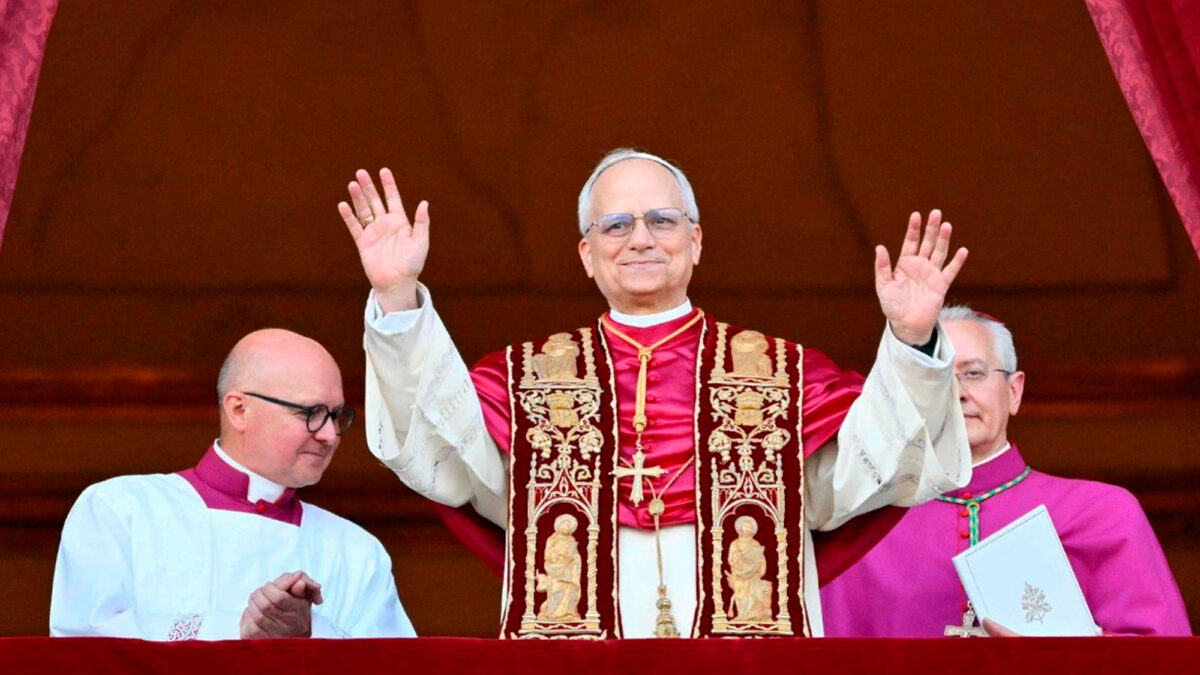 🔴🔵Habemus Papam🔵🔴

La Agrupación Paz y Misericordia, se une a la alegría de toda la Iglesia al recibir la noticia de la elección del nuevo Sumo Pontífice, León XIV.