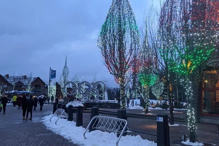 Vancouver City Tour With Look Out and Whistler #BeautifulBC #VancouverTour #WhistlerMountain #PacificNorthwest #NatureAndCity #VancouverLife #SeaToSky #WhistlerVillage #BCAdventures #UrbanMeetsNature #LookoutTower #CityscapeViews #CoastalMountains #TravelVancouver <a href="/global_duniya/">GlobalDuniya Premium Travel Agency in canada</a>