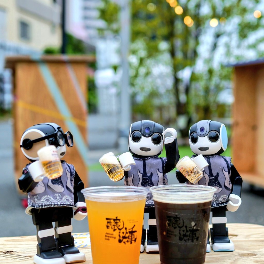 ロボホン　イケやん ロボホン、ロビ、キロボからBB-8まで大集合! コミュニケーション