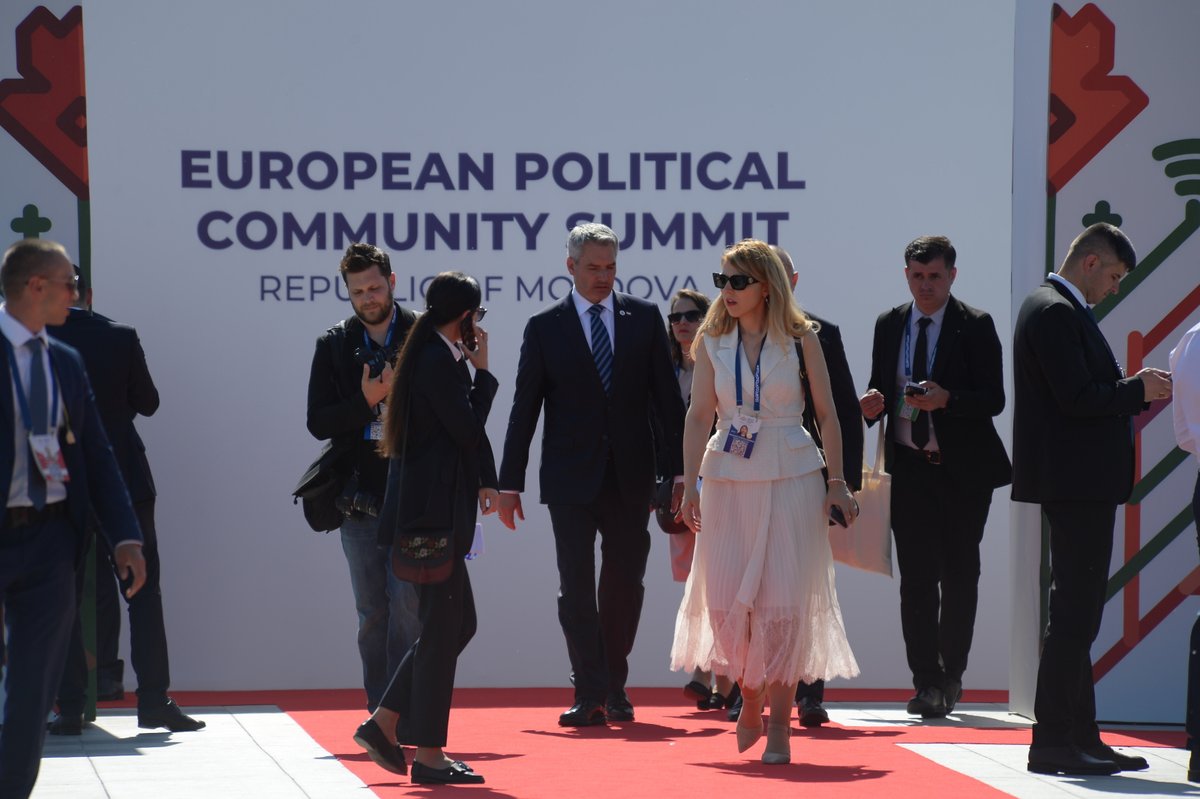 ÖFZ / CFA (@oefzcfa) on Twitter photo 📽️22.5. 10h
Comment peut la #CPE renforcer en Europe la cohésion et la sécurité collective, aider à façonner une Europe plus sûre et plus autonome face aux bouleversements géopolitiques ?
👉Programme ifri.org/fr/forger-luni…
👉Inscription form.jotform.com/250332939728363 📽️22.5. 10h
Comment peut la #CPE renforcer en Europe la cohésion et la sécurité collective, aider à façonner une Europe plus sûre et plus autonome face aux bouleversements géopolitiques ?
👉Programme ifri.org/fr/forger-luni…
👉Inscription form.jotform.com/250332939728363