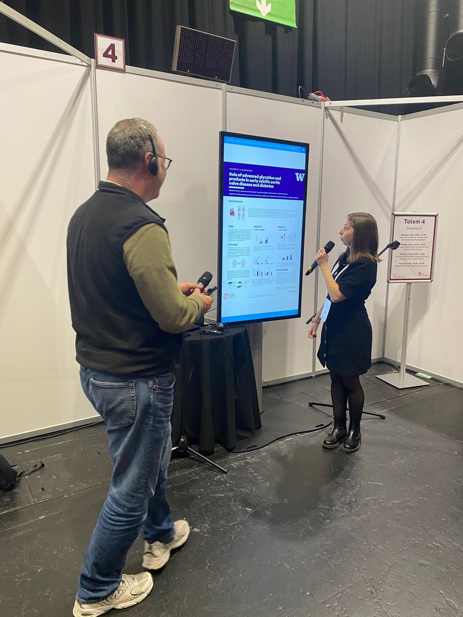 Maria Giovanna Lupo (@mariagi31609461) on Twitter photo Super 🔝 data by Maristella Donato from Prof Cecilia Giacchelli Lab, <a href="/UW/">University of Washington</a>! Her work focuses on unravelling the role of #AGEs in Early #CAVD and #diabetes by exploiting both #InVitro and #InVivo systems!
Amazing moderation by <a href="/NoamZelcer/">Noam Zelcer</a>!
#EASCongress2025
<a href="/society_eas/">European Atherosclerosis Society</a> <a href="/EASCongress/">EAS Congress</a> Super 🔝 data by Maristella Donato from Prof Cecilia Giacchelli Lab, <a href="/UW/">University of Washington</a>! Her work focuses on unravelling the role of #AGEs in Early #CAVD and #diabetes by exploiting both #InVitro and #InVivo systems!
Amazing moderation by <a href="/NoamZelcer/">Noam Zelcer</a>!
#EASCongress2025
<a href="/society_eas/">European Atherosclerosis Society</a> <a href="/EASCongress/">EAS Congress</a>