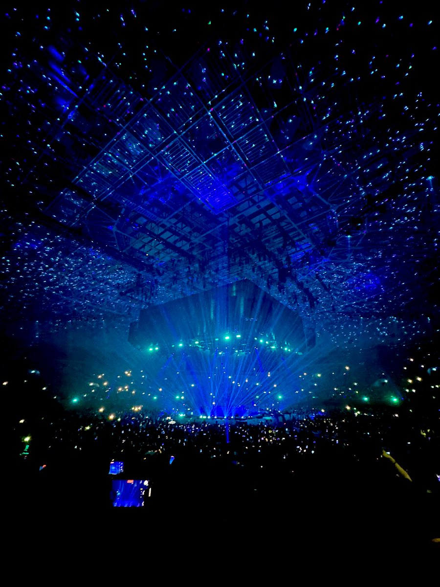 파이널콘 공연장이 걍 다 별천지.. 너무 예쁨ㅜ