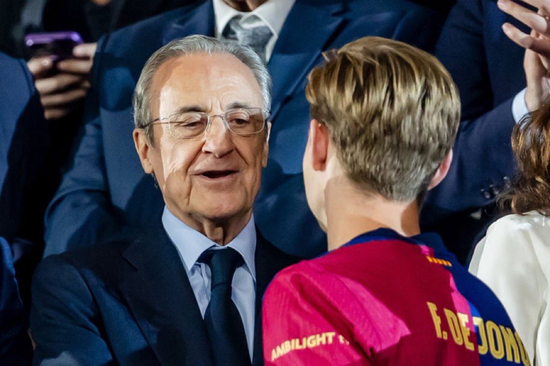 ManagingBarca's tweet photo. 🚨🚨| Florentino Pérez will NOT attend El Clasico.

[@sport] https://t.co/DBXsEsDkHa