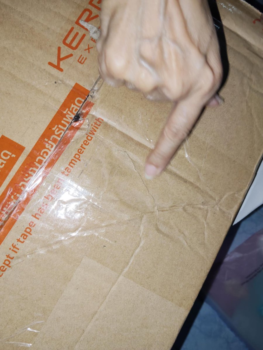 adorable_jt's tweet image. เปิดปสกมาก มือถือ RENO13PRO @OPPOThailand
ที่สั่งมากับทางอฟชถูกขโมย แกะกล่องมาเหลือแต่ซากกันกระแทกกับกล่องของแถมอันนึง ส่งโดย @SPXExpressTH @ShopeeTH ไปค้างอยู่ที่วังน้อยอยุธยาหลายวัน สถานะวนๆอยู่แบบนั้น สภาพตูดกล่องถูกกรีดขาดแปะเทปใสทับ เออ  #spxexpress #วังน้อย #อยุธยา #oppo