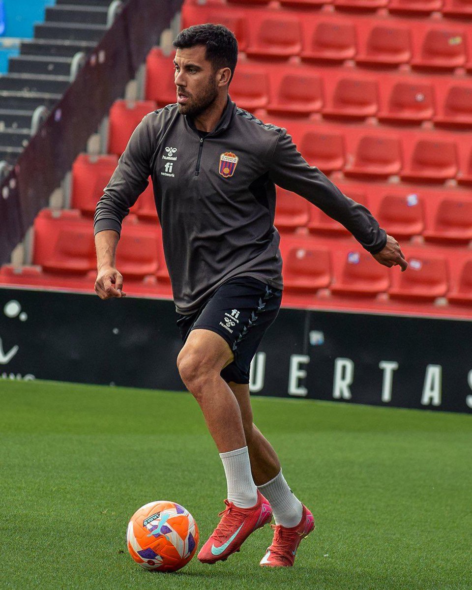 ⚽️💪🏻

<a href="/CD_Eldense/">CD Eldense</a> 

#ElijoSoñar