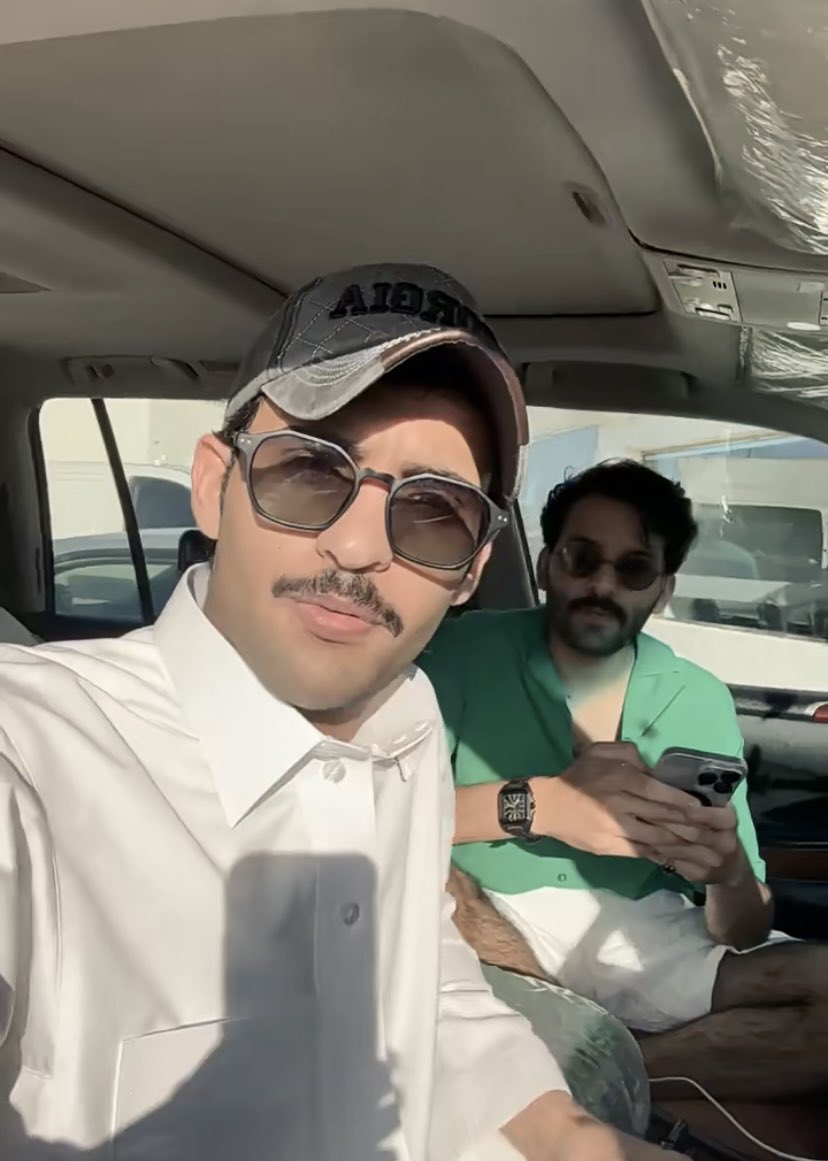 خلوه يصور دايم