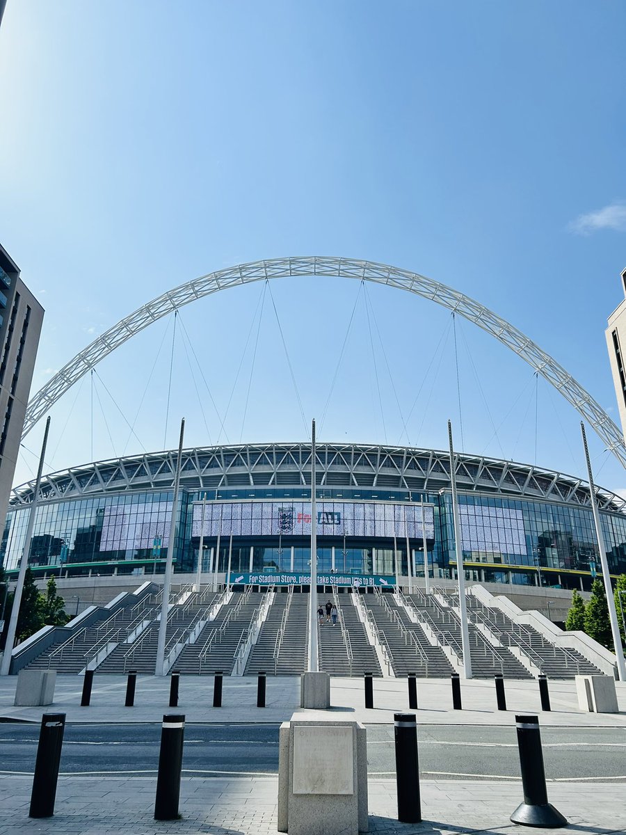 GW前半は、<a href="/Sport_Res/">Sport Resolutions</a> のAnnual Conferenceに出席するためロンドンへ🇬🇧
イギリスでは、サッカー(フットボール)の話で誰とでも盛り上がれるのが本当にありがたい。
最近はどこに行ってもSafeguardingの話題が出ますが、被害者への配慮など、スポーツ仲裁の手続的課題も見えた出張となりました💪