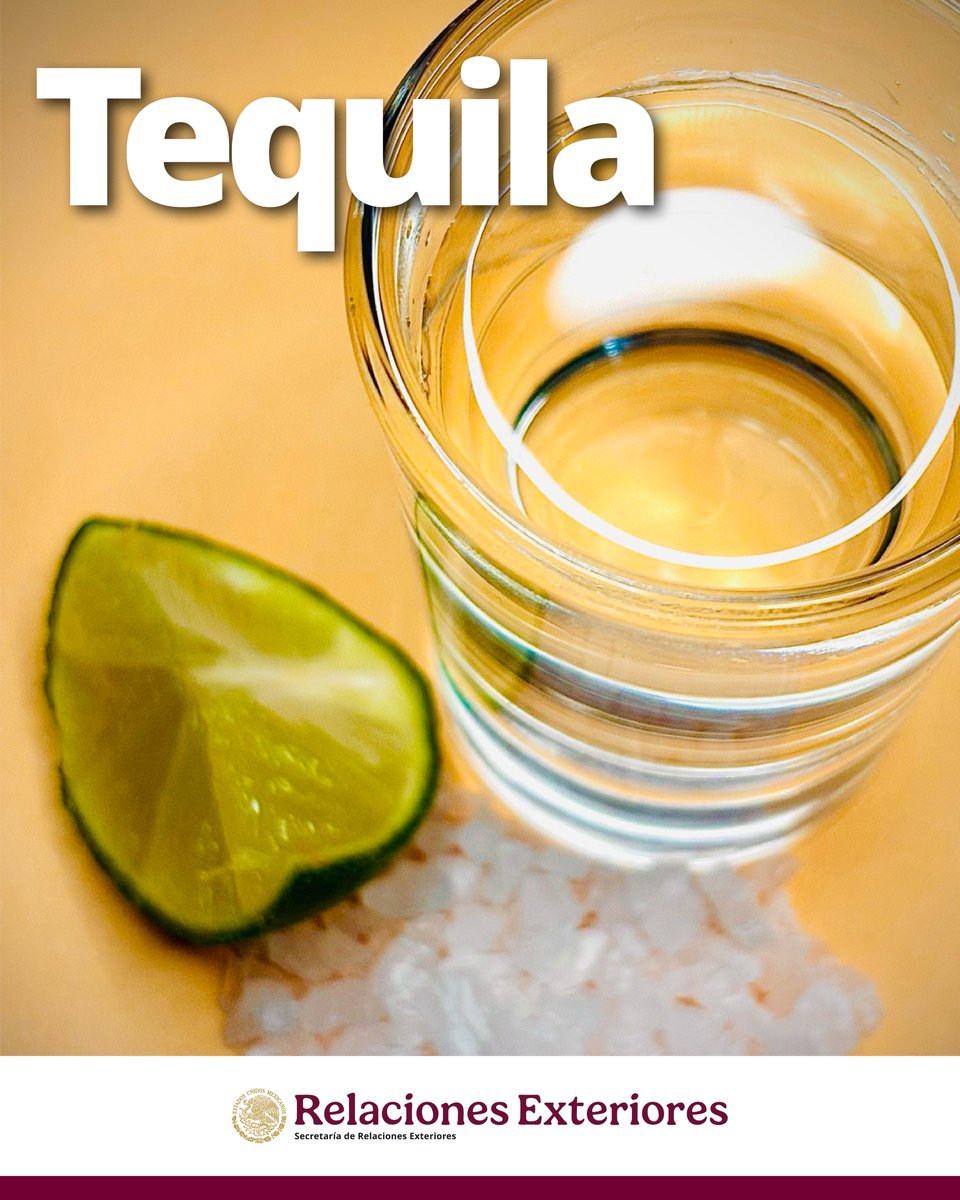 🥃 ¡México se brinda al mundo!
En la #SemanaGastronómicaMX celebramos bebidas tradicionales como el mezcal, tequila, sotol y pox 🇲🇽🔥
Sabores con historia, cultura y orgullo nacional. ¿Cuál es tu favorita? 🌿🌽
#SaboresDeMéxico #CulturaMexicana #BebidasTradicionales